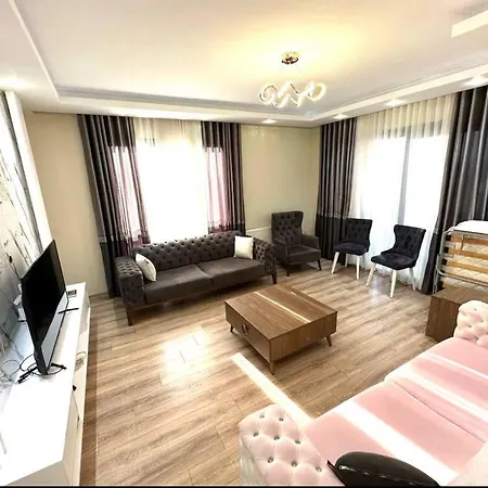 2 Min From Metro Lux Istanbul