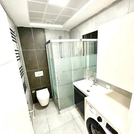 شقة 2 Min From Metro Lux اسطنبول